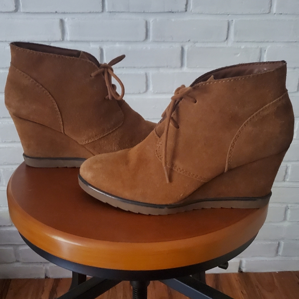 Sonoma Suede Leather Wedge Booties Size 8.5